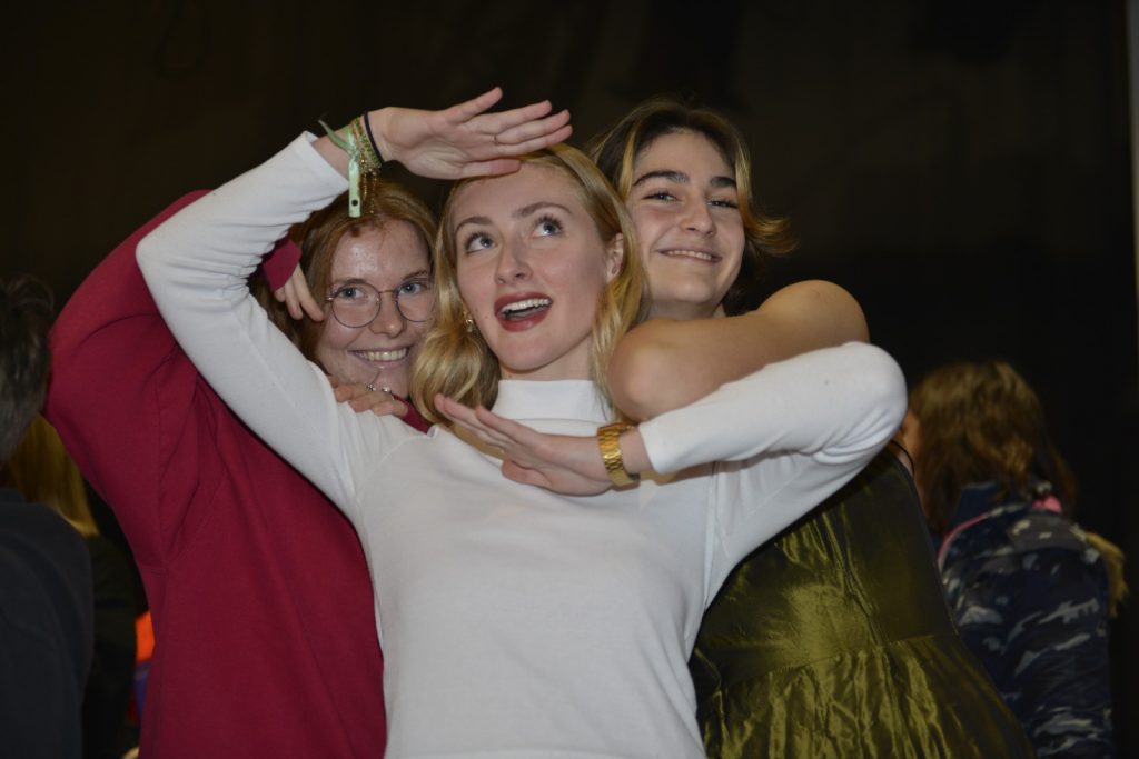 Cours de théâtre enfants adolescents